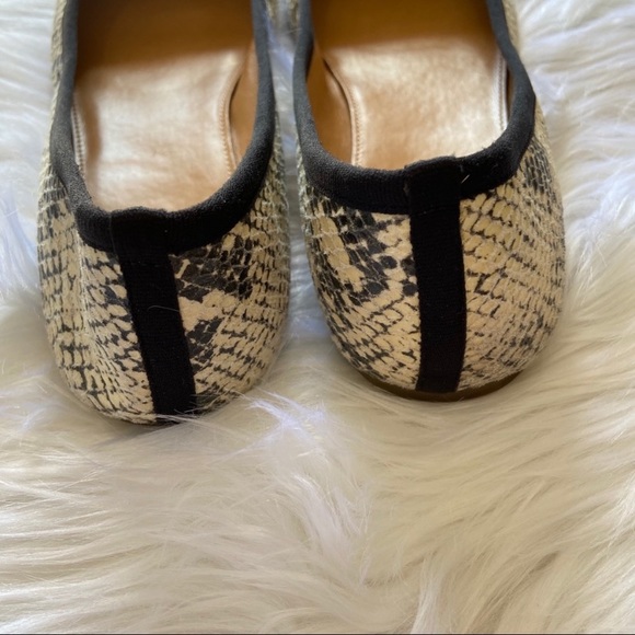 J. Crew SNAKE PRINT FLATS Sz 10 - Picture 6 of 8